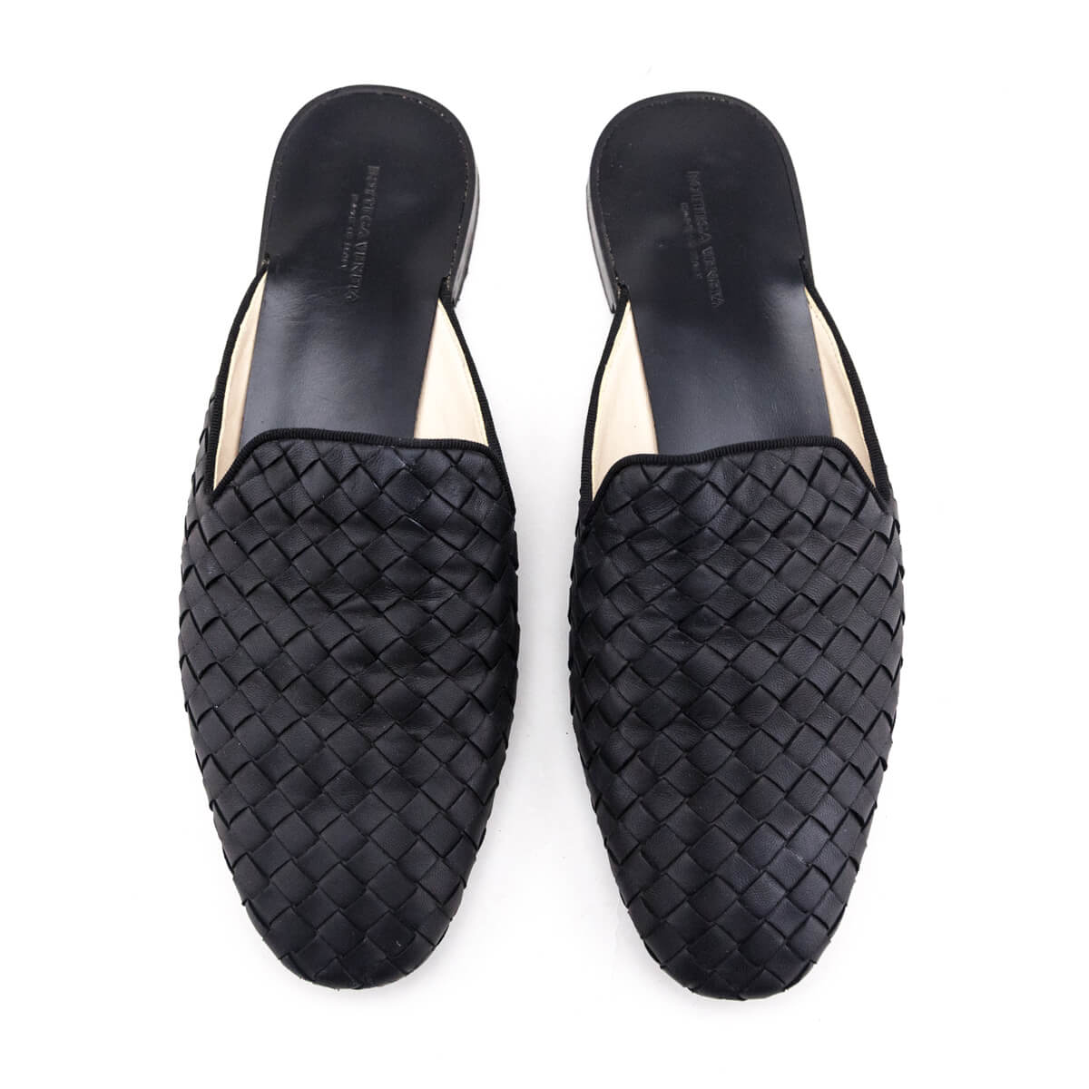 Bottega Veneta Black Intrecciato Weave Mules Size US 9 | IT 39 - Replica Handbag 
 - Replica Handbags 
Best Quality
 Designer Handbags 
Preloved Fashions