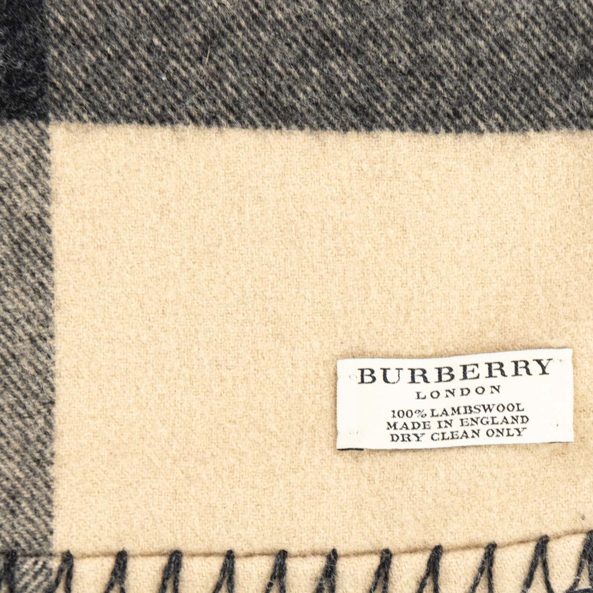 Burberry Nova Check Lambswool Large Blanket - Replica Handbag 
 - Replica Handbags 
Best Quality
 Designer Handbags 
Preloved Fashions