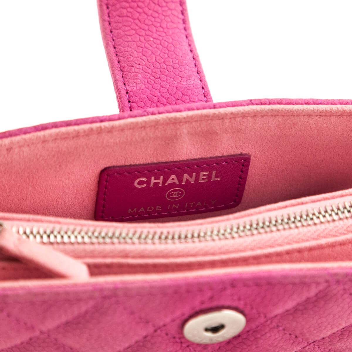 Chanel Pink Caviar O-Phone Card Holder - Replica Handbag 
 - Replica Handbags 
Best Quality
 Designer Handbags 
Preloved Fashions