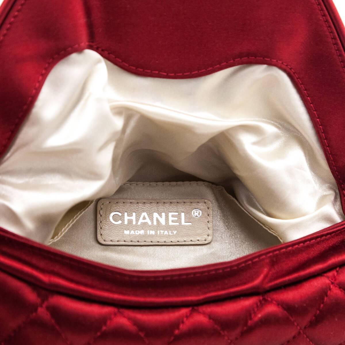 Chanel Red Quilted Satin Half Moon Clutch - Replica Handbag 
 - Replica Handbags 
Best Quality
 Designer Handbags 
Preloved Fashions