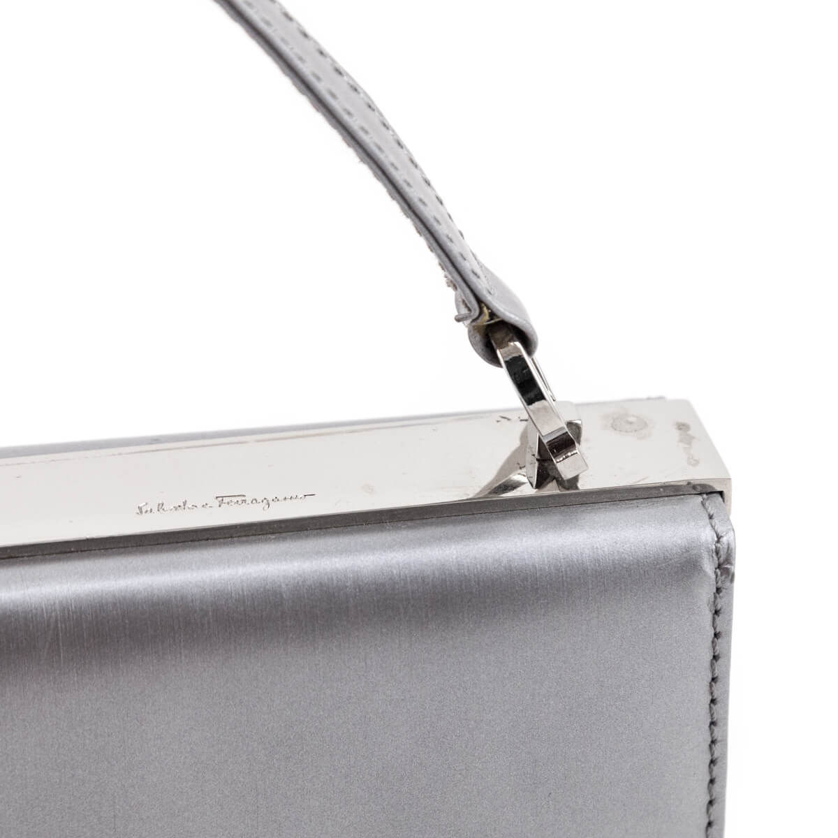 Ferragamo Silver Metallic Evening Clutch - Replica Handbag 
 - Replica Handbags 
Best Quality
 Designer Handbags 
Preloved Fashions