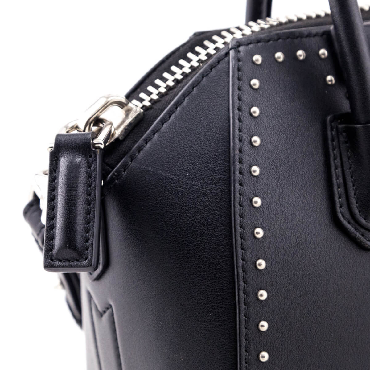 Givenchy Black Smooth Calfskin Mini Studded Antigona Bag - Replica Handbag 
 - Replica Handbags 
Best Quality
 Designer Handbags 
Preloved Fashions