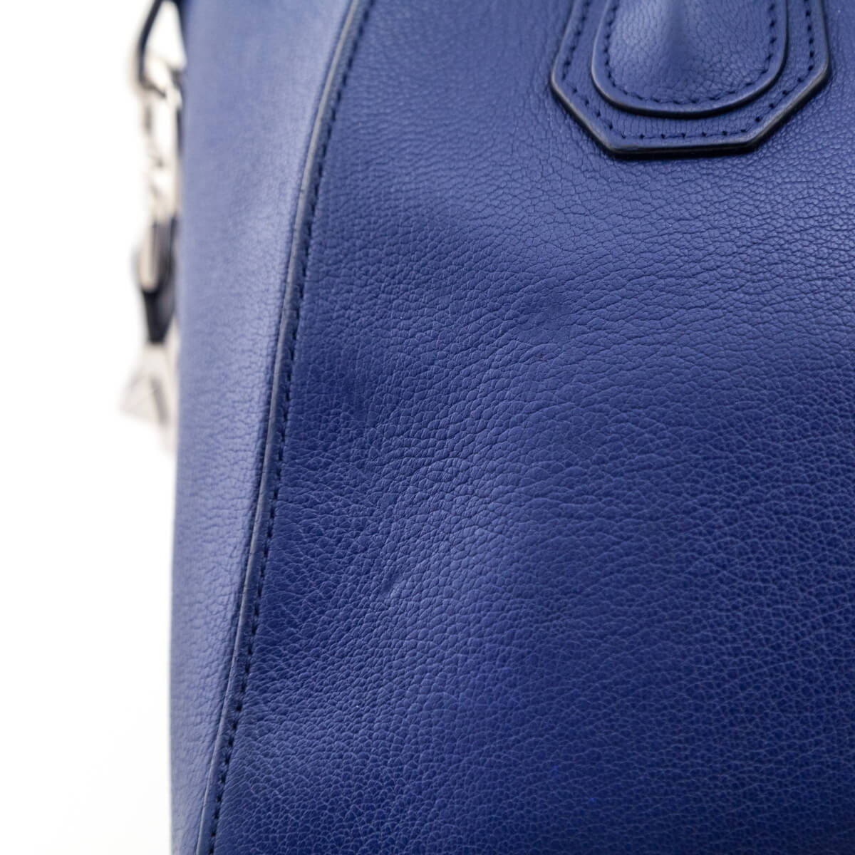 Givenchy Dark Blue Sugar Goatskin Small Antigona Bag - Replica Handbag 
 - Replica Handbags 
Best Quality
 Designer Handbags 
Preloved Fashions