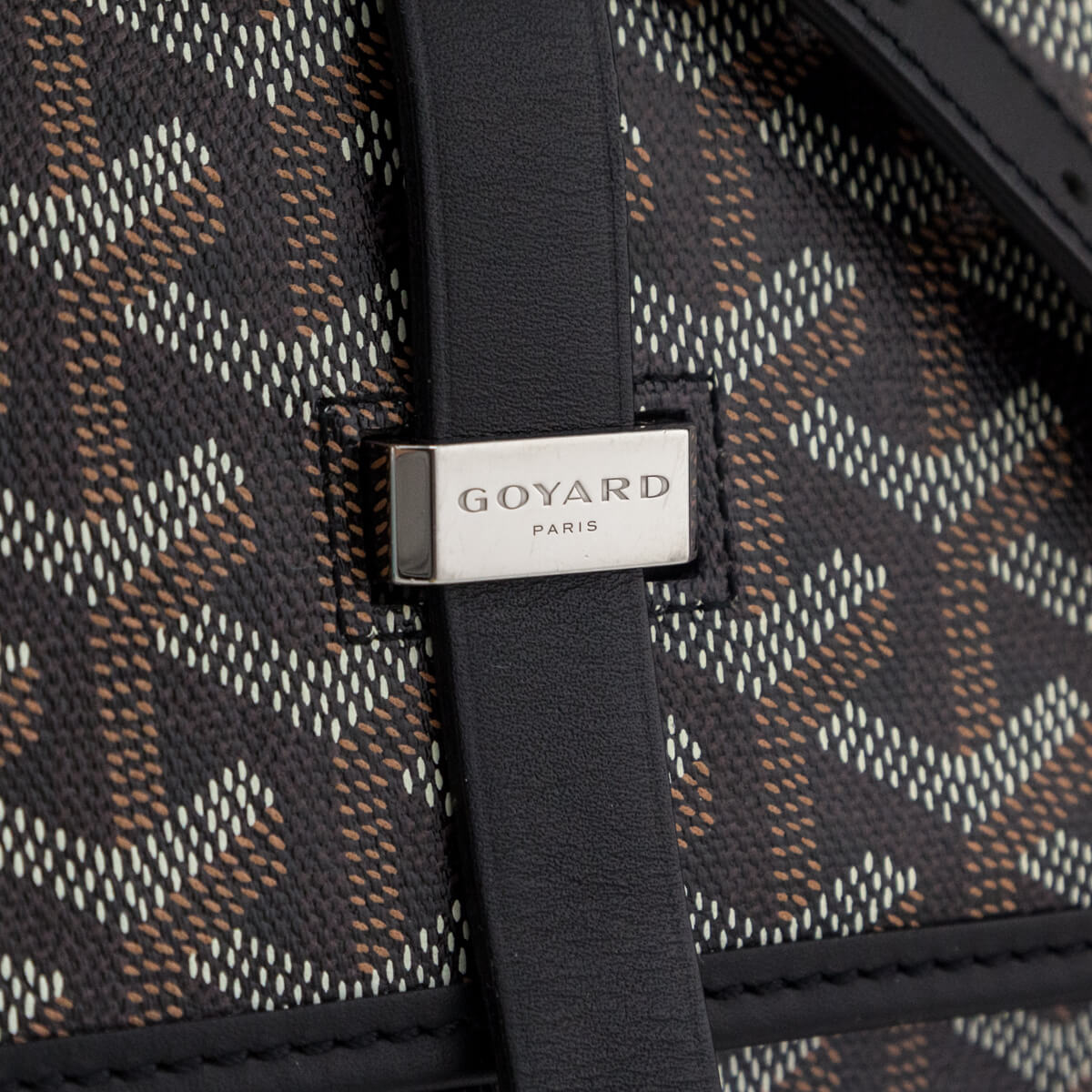 Goyard Black Goyardine Belvedere II MM Messenger Bag - Replica Handbag 
 - Replica Handbags 
Best Quality
 Designer Handbags 
Preloved Fashions