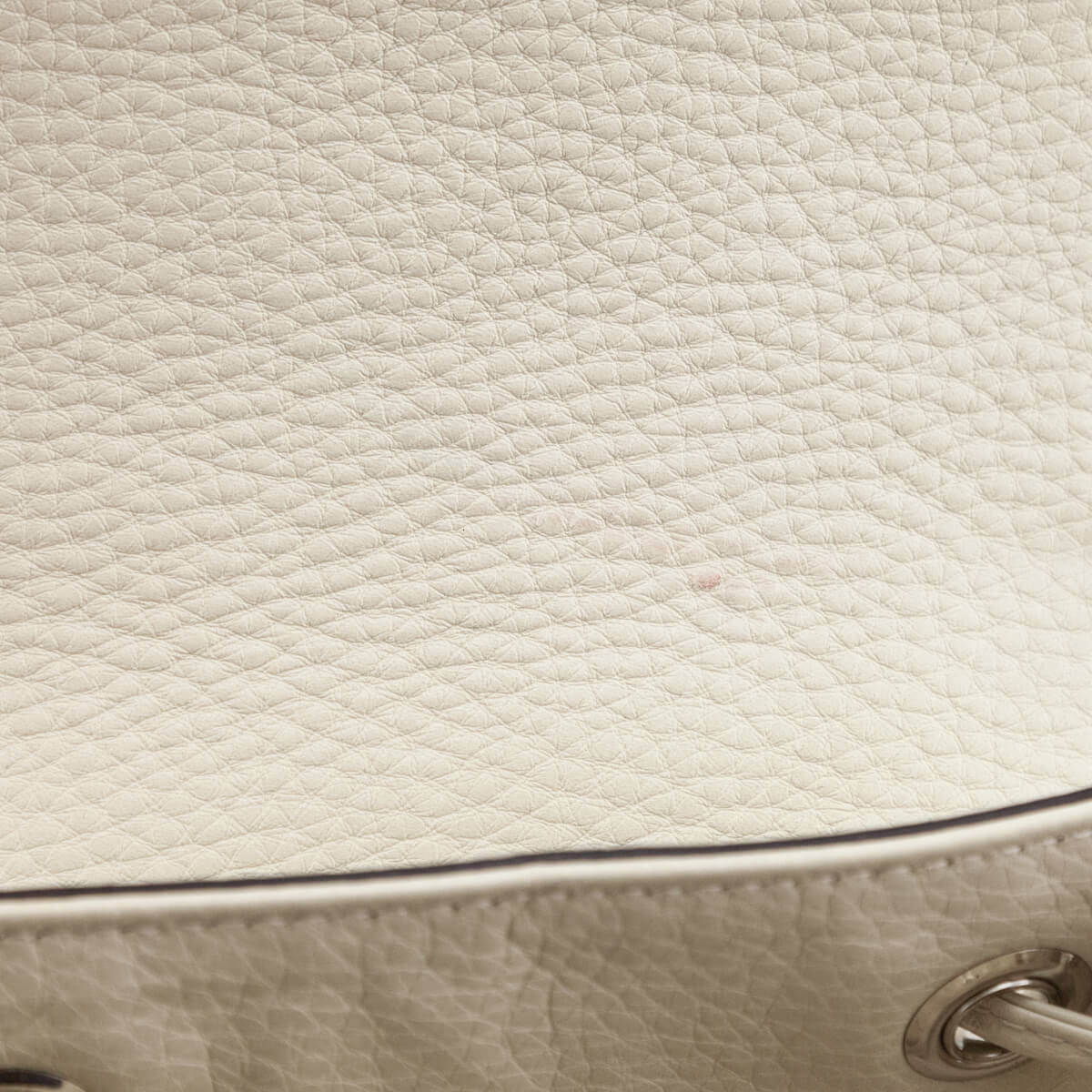 Gucci White Leather Daily Backpack - Replica Handbag 
 - Replica Handbags 
Best Quality
 Designer Handbags 
Preloved Fashions