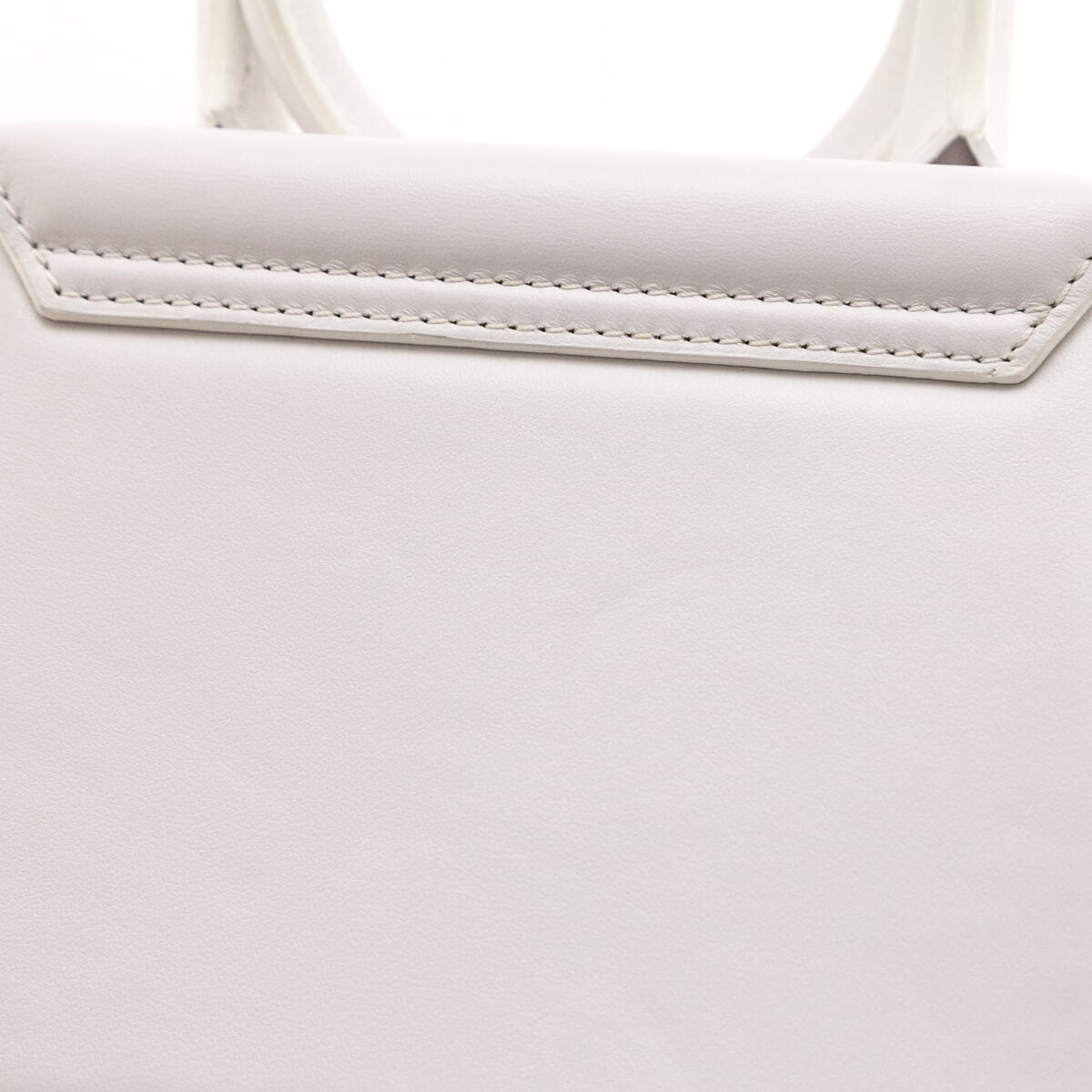 Jacquemus White Le Chiquito Noeud Shoulder Bag - Replica Handbag 
 - Replica Handbags 
Best Quality
 Designer Handbags 
Preloved Fashions