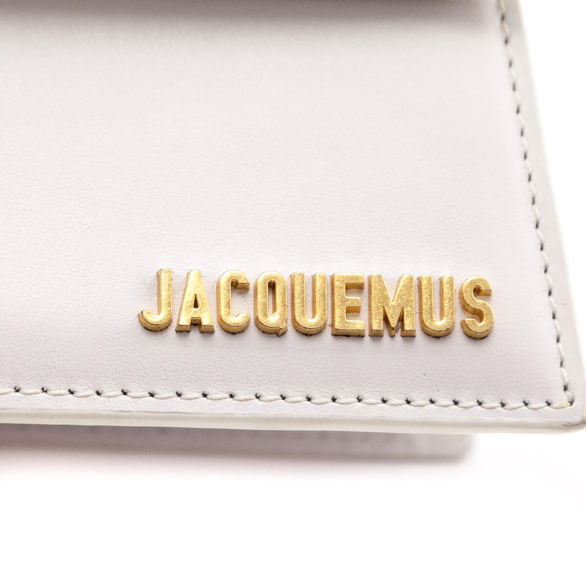 Jacquemus White Le Chiquito Noeud Shoulder Bag - Replica Handbag 
 - Replica Handbags 
Best Quality
 Designer Handbags 
Preloved Fashions