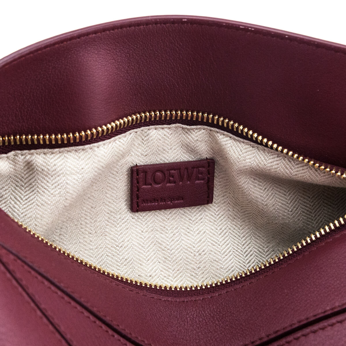 Loewe Wild Berry Small Puzzle Bag - Replica Handbag 
 - Replica Handbags 
Best Quality
 Designer Handbags 
Preloved Fashions