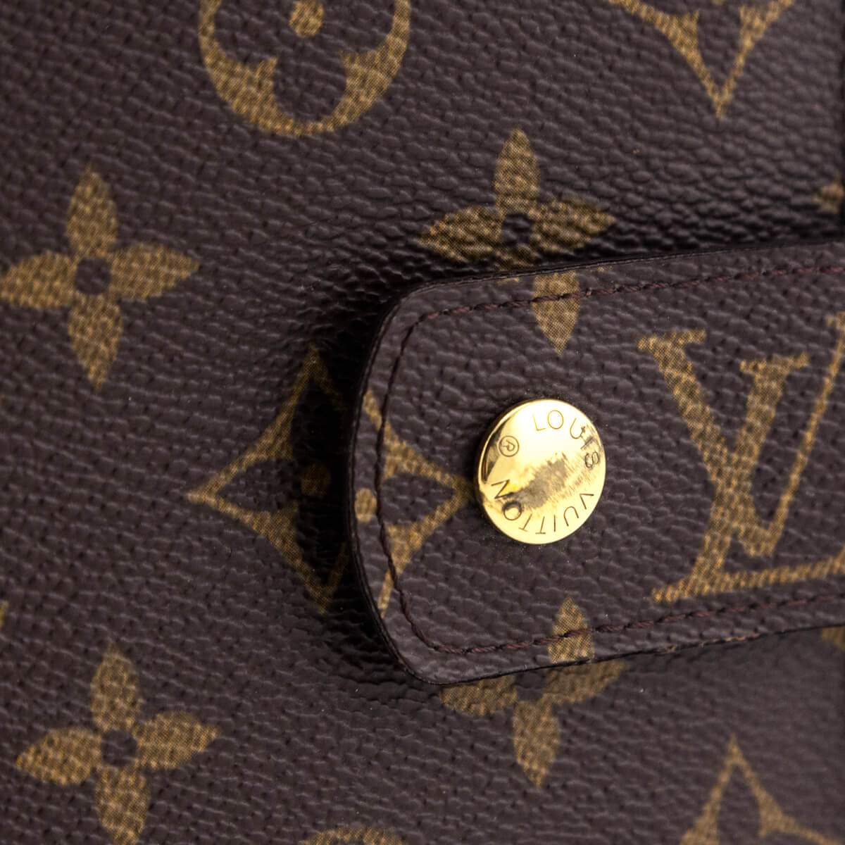 Louis Vuitton Monogram Large Ring Agenda Cover - Replica Handbag 
 - Replica Handbags 
Best Quality
 Designer Handbags 
Preloved Fashions