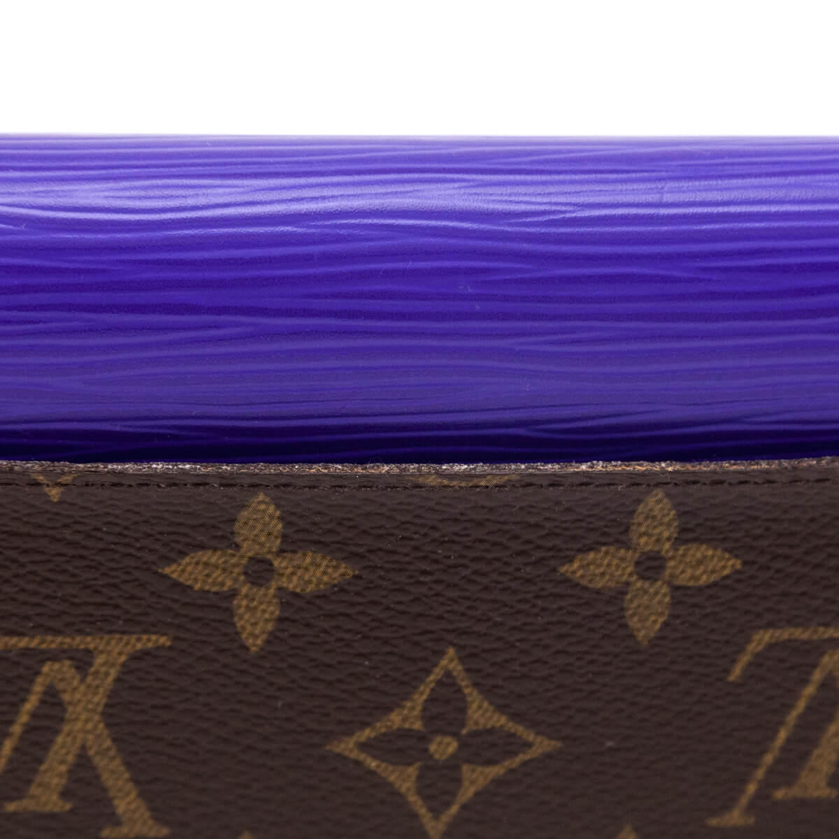 Louis Vuitton Monogram 
Purple Epi Sarah Wallet - Replica Handbag 
 - Replica Handbags 
Best Quality
 Designer Handbags 
Preloved Fashions