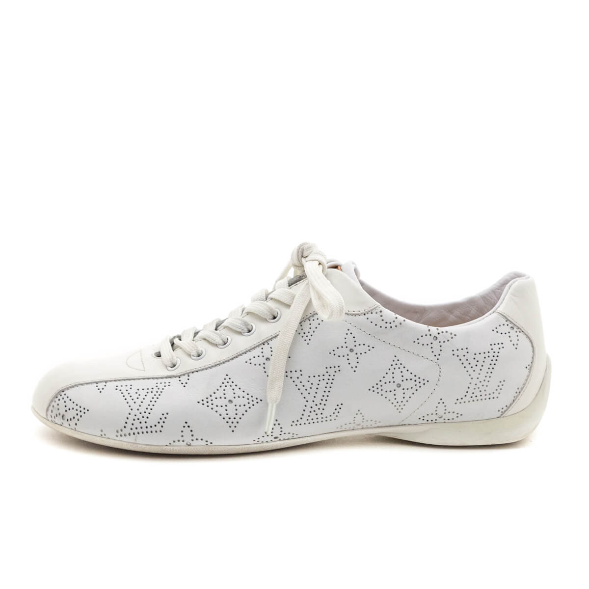 Louis Vuitton White Mahina Leather Low Top Sneakers Size US 5.5 | EU 35.5 - Replica Handbag 
 - Replica Handbags 
Best Quality
 Designer Handbags 
Preloved Fashions