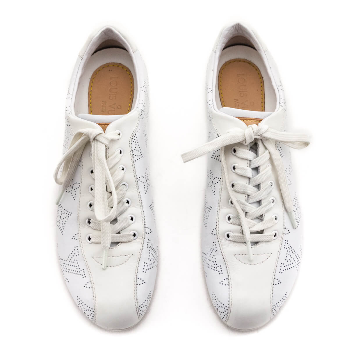 Louis Vuitton White Mahina Leather Low Top Sneakers Size US 5.5 | EU 35.5 - Replica Handbag 
 - Replica Handbags 
Best Quality
 Designer Handbags 
Preloved Fashions