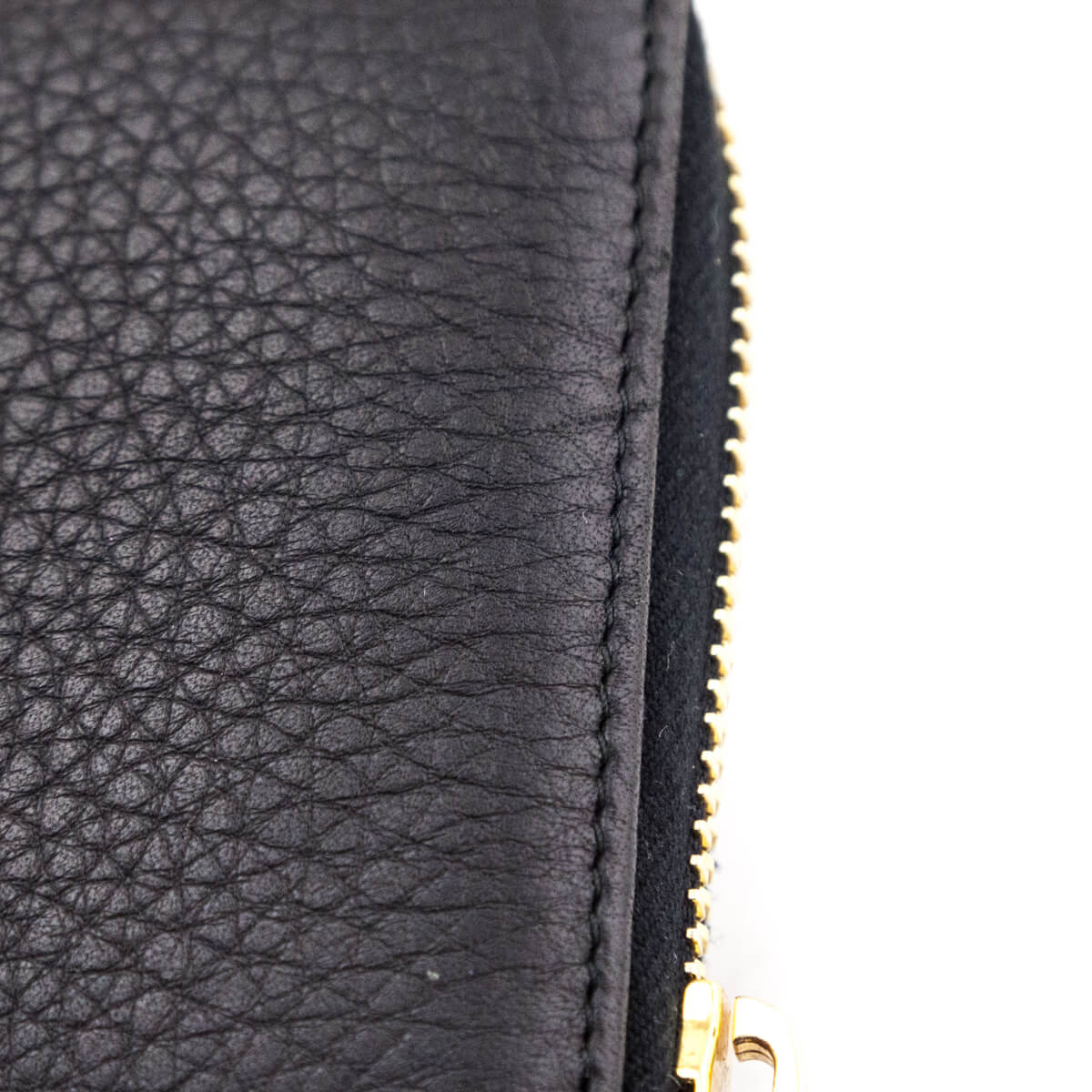 Prada Black Vitello Daino Zip Around Wallet - Replica Handbag 
 - Replica Handbags 
Best Quality
 Designer Handbags 
Preloved Fashions