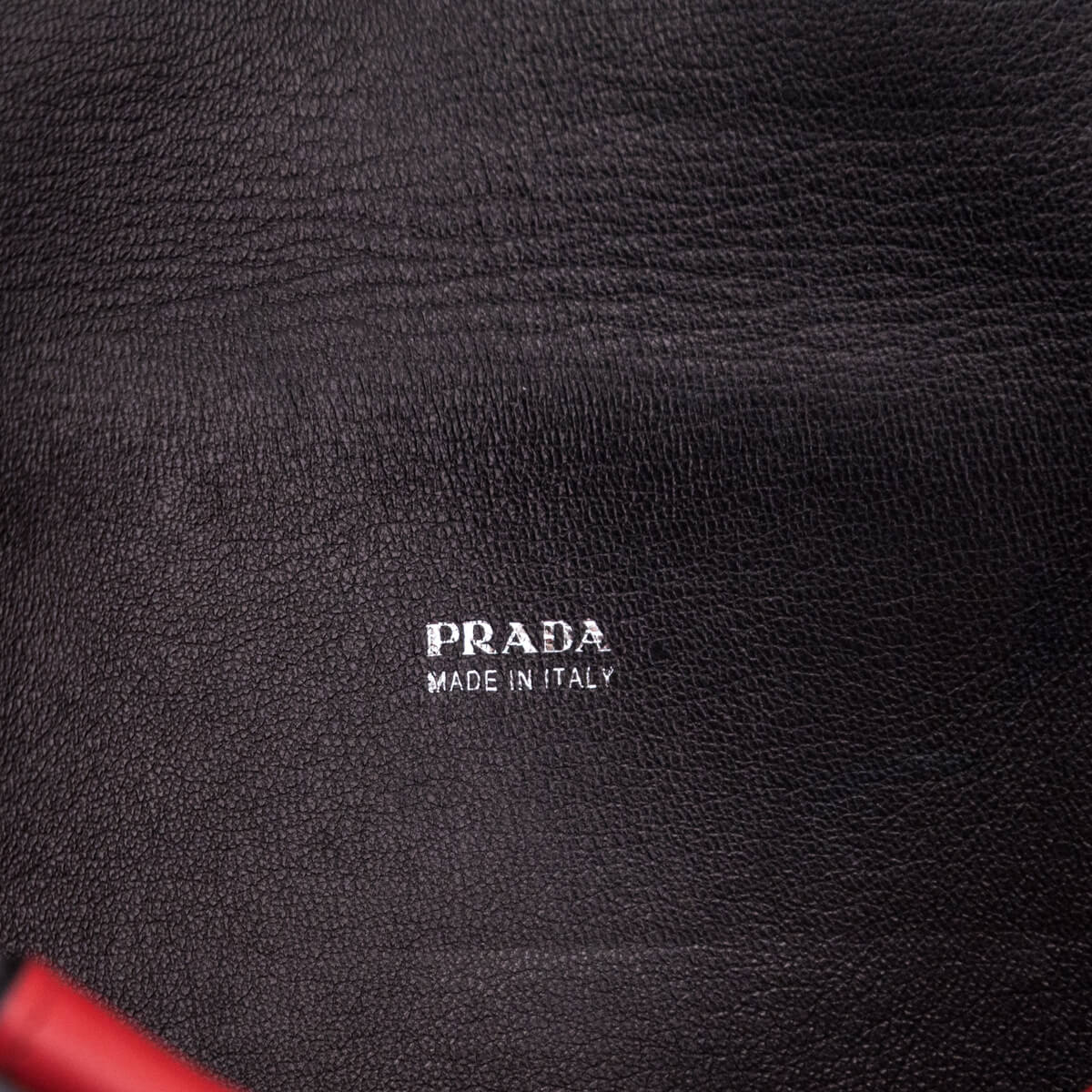 Prada Fuoco Lux Calf Double-Sided Flap Crossbody - Replica Handbag 
 - Replica Handbags 
Best Quality
 Designer Handbags 
Preloved Fashions