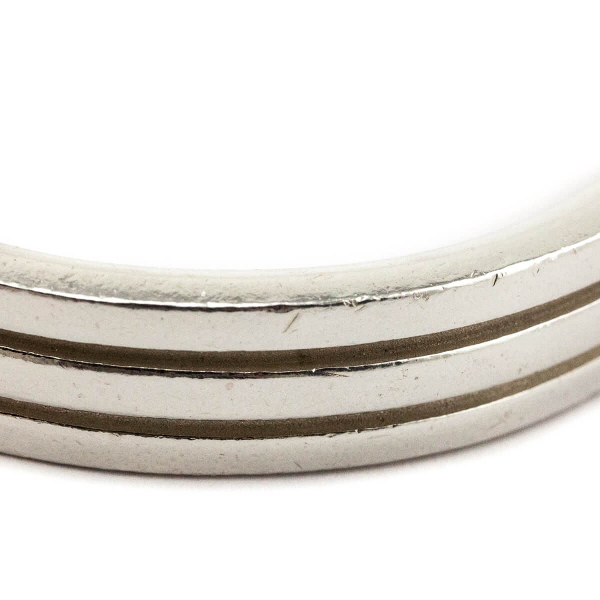 Tiffany 
Co. Sterling Silver Atlas Groove Cuff Vintage Bracelet - Replica Handbag 
 - Replica Handbags 
Best Quality
 Designer Handbags 
Preloved Fashions