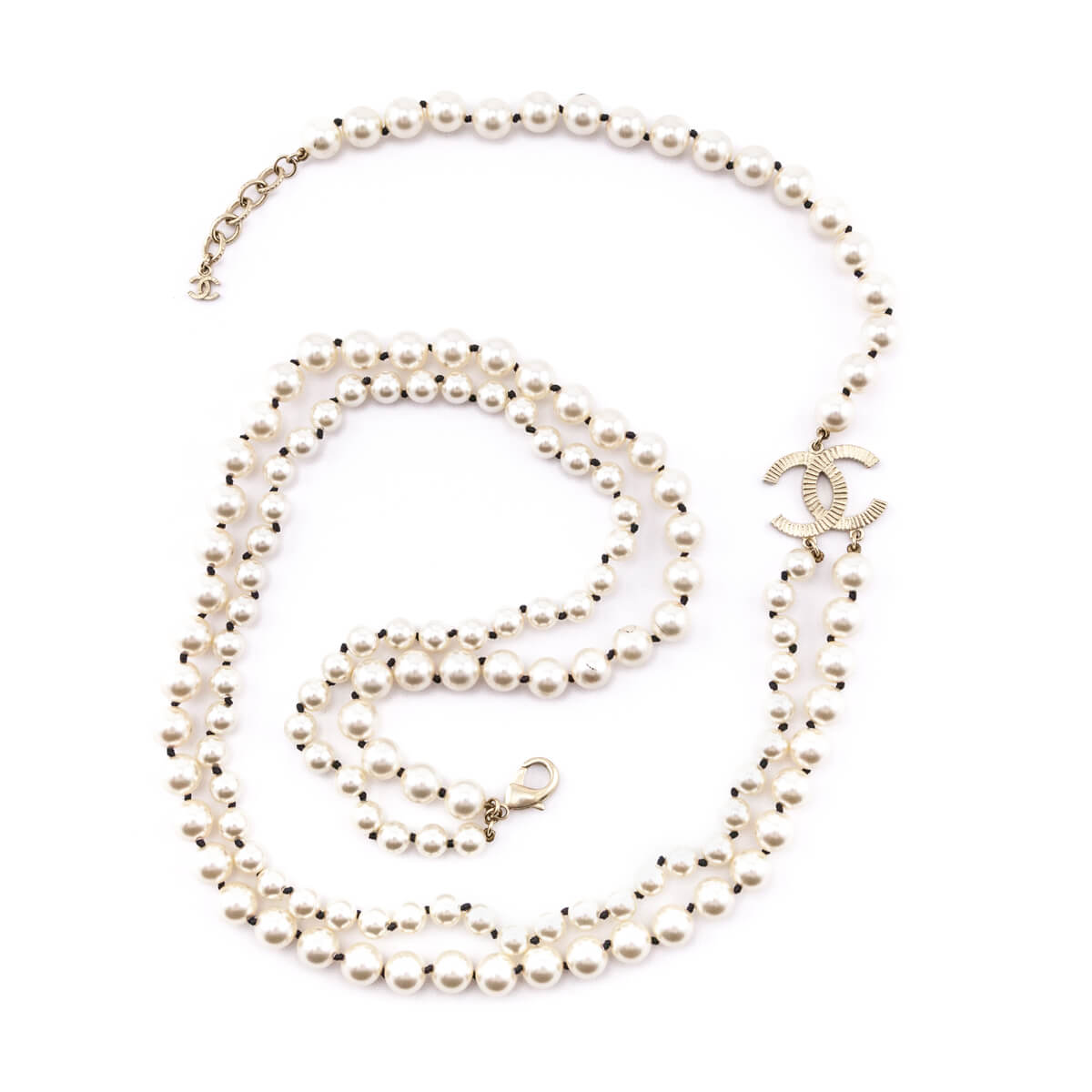 Chanel Faux Pearl Double Strand CC Necklace - Replica Handbag 
 - Replica Handbags 
Best Quality
 Designer Handbags 
Preloved Fashions