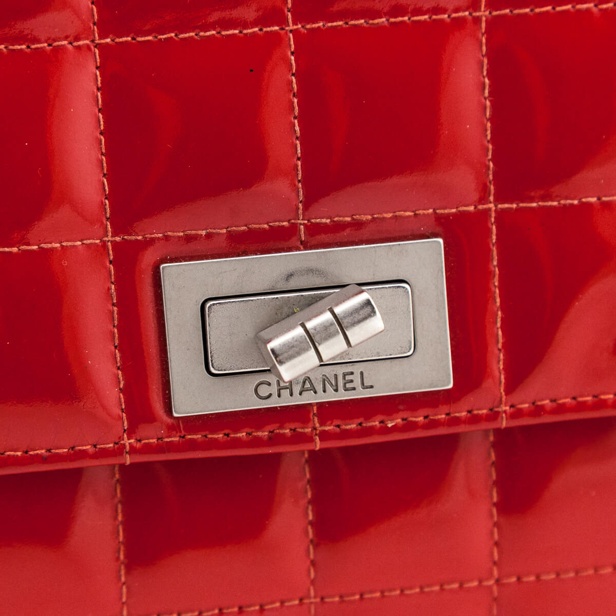 Chanel Red Quilted Patent Vintage Chocolate Bar Reissue Chain Bag - Replica Handbag 
 - Replica Handbags 
Best Quality
 Designer Handbags 
Preloved Fashions