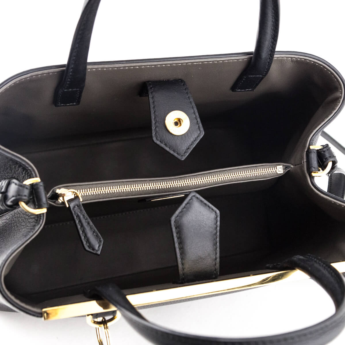 Fendi Black Vitello Dolce Petite 2Jours Tote - Replica Handbag 
 - Replica Handbags 
Best Quality
 Designer Handbags 
Preloved Fashions