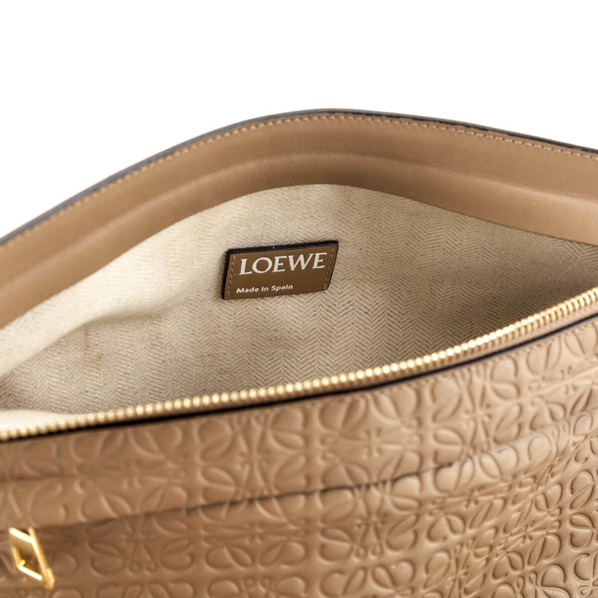 Loewe Beige Smooth 
Logo Embossed Calfskin Double Pouch Crossbody - Replica Handbag 
 - Replica Handbags 
Best Quality
 Designer Handbags 
Preloved Fashions