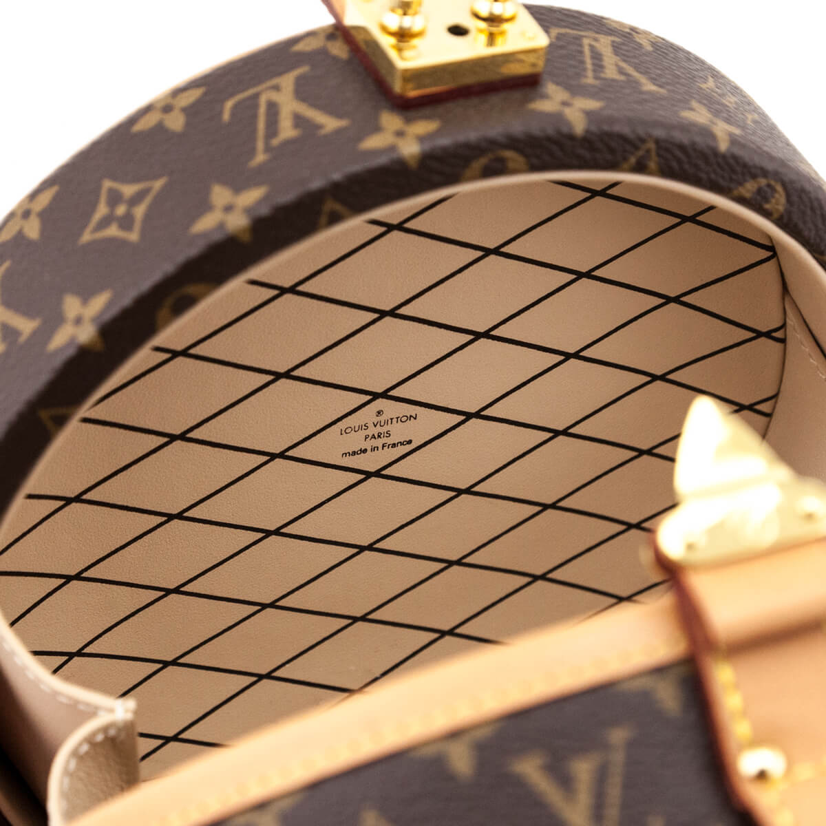 Louis Vuitton Monogram Petite Boite Chapeau Bag - Replica Handbag 
 - Replica Handbags 
Best Quality
 Designer Handbags 
Preloved Fashions