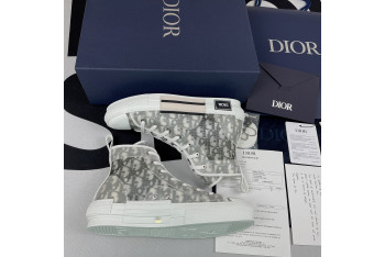 DR B23 HOMME KAWS H903P161