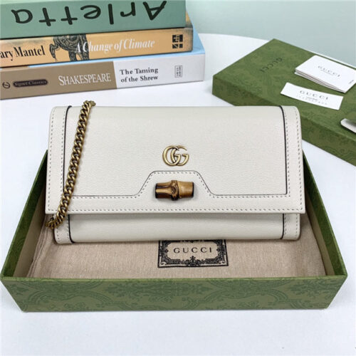 High Quality Luxury Gucci Diana Chain Wallet With Bamboo (Varied Colors) product detail