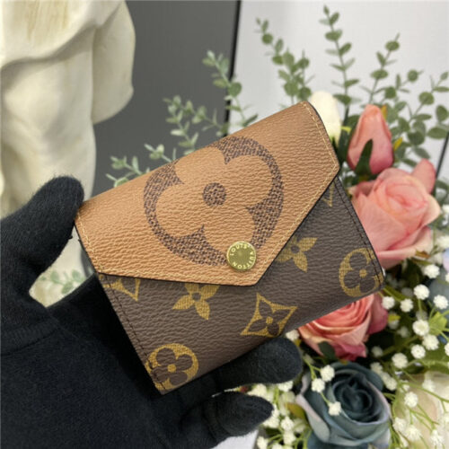 High Quality Luxury Louis Vuitton Zoe Wallet