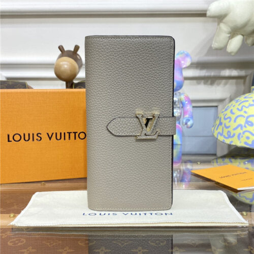 High Quality Luxury Louis Vuitton Vertical Wallet Pebble