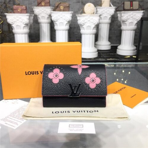 High Quality Luxury Louis Vuitton Capucines Compact Wallet