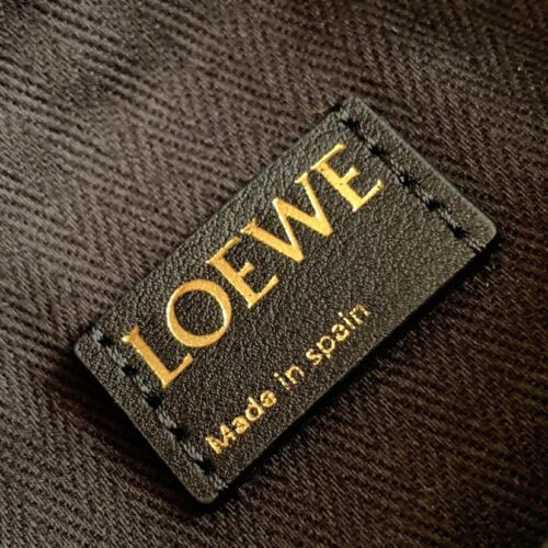 High Quality Luxury Loewe Cubi Anagram Bag – Style 26584 product detail