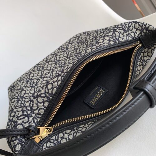 High Quality Luxury Loewe Cubi Anagram Bag – Style 26584 product detail