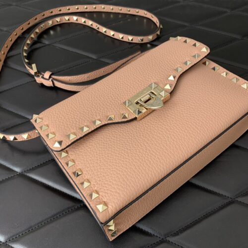 High Quality Luxury Valentino Garavani Rockstud Bag – Style 03594 product detail