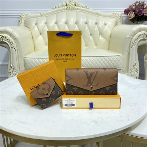High Quality Luxury Louis Vuitton Zoe Wallet product detail