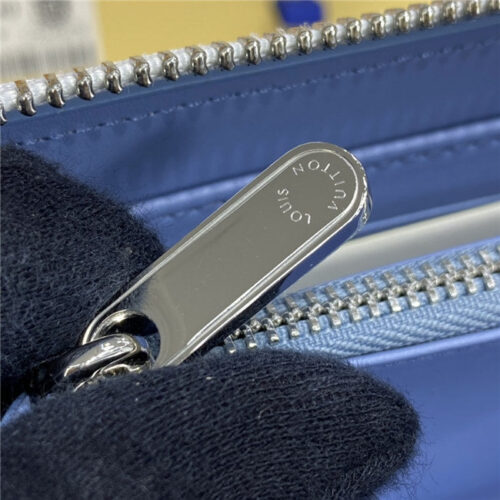 High Quality Luxury Louis Vuitton Zippy Wallet Mahina Blue product detail