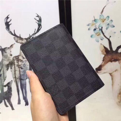 High Quality Luxury Louis Vuitton Passport Cover Damier Graphite product detail