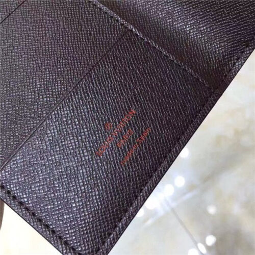 High Quality Luxury Louis Vuitton Passport Cover Damier Ebene product detail