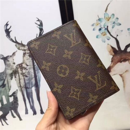 High Quality Luxury Louis Vuitton Passport Cover Monogram product detail
