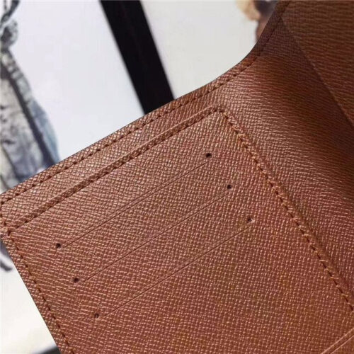 High Quality Luxury Louis Vuitton Passport Cover Monogram product detail