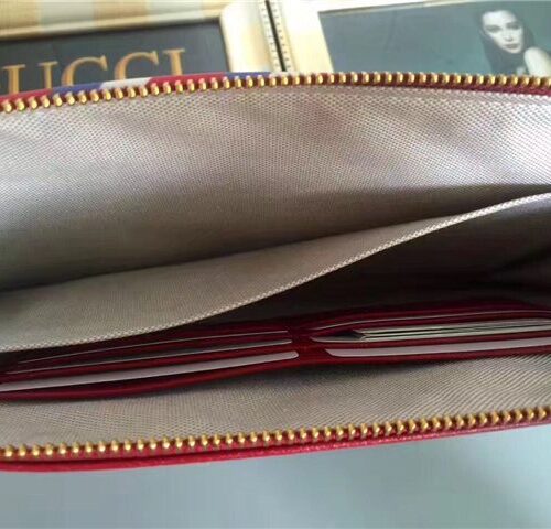 High Quality Luxury Gucci Courrier GG Supreme Pouch (Varied Colors) product detail