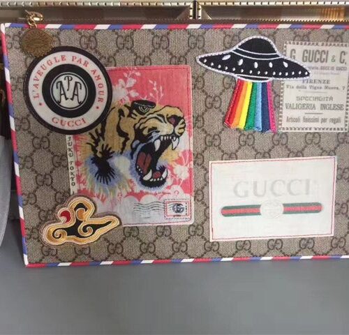 High Quality Luxury Gucci Courrier GG Supreme Pouch (Varied Colors) product detail