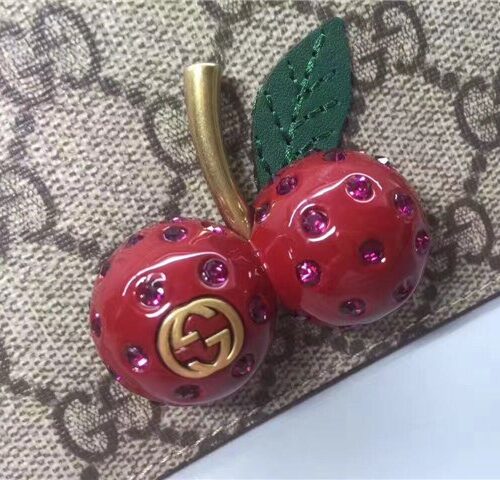High Quality Luxury Gucci GG Supreme Card Case With Cherries product detail