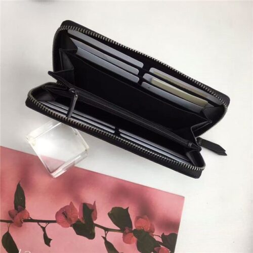 High Quality Luxury Gucci GG Supreme Zip Around Wallet Bee Print product detail