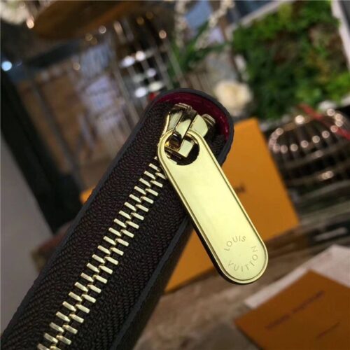 High Quality Luxury Louis Vuitton Zippy Wallet Monogram Canvas product detail