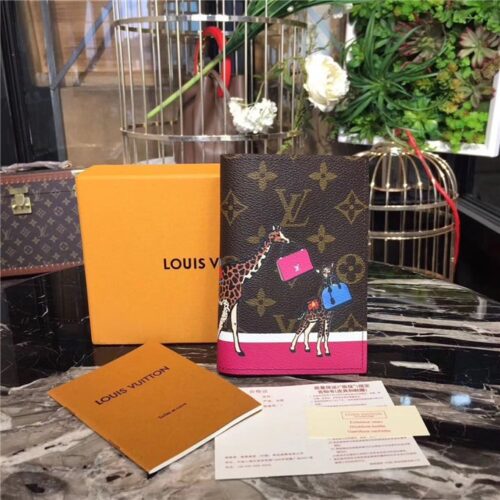High Quality Luxury Louis Vuitton Passport Cover Monogram Canvas