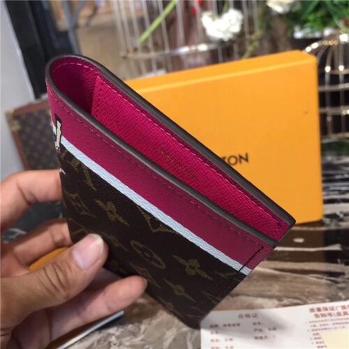 High Quality Luxury Louis Vuitton Passport Cover Monogram Canvas product detail