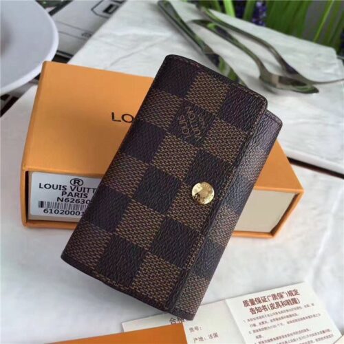 High Quality Luxury Louis Vuitton Damier 6 Key Holder alternate view