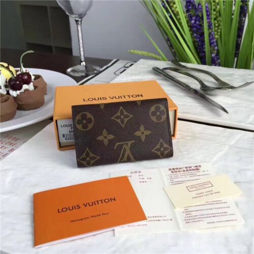 High Quality Luxury Louis Vuitton Monogram 6 Key Holder Fuchsia product detail