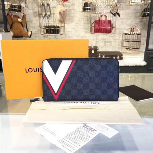 High Quality Luxury Louis Vuitton Zippy Organizer Rouge