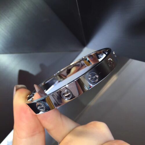 High Quality Luxury Cartier Love Bracelet Silver (Women Size, No Diamonds)