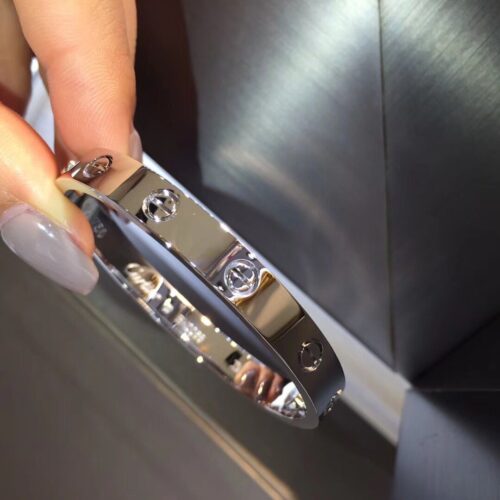 High Quality Luxury Cartier Love Bracelet Silver (Women Size, No Diamonds) product detail